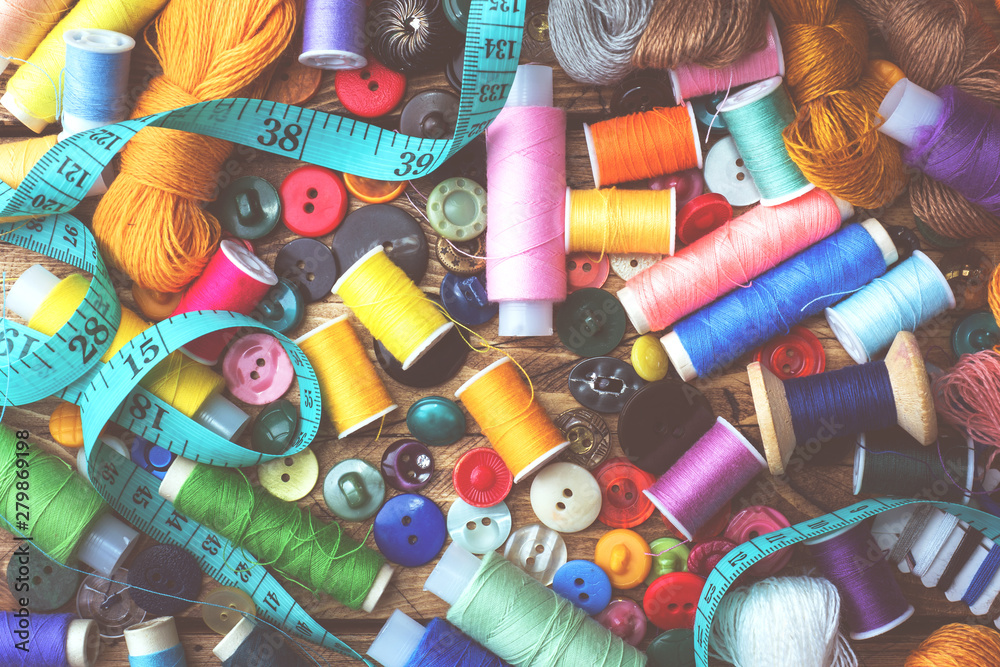 Швейная фурнитура оптом из Китая.