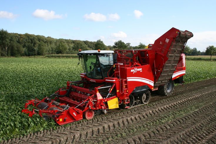 Комбайн для уборки свеклы из Китая в Россию