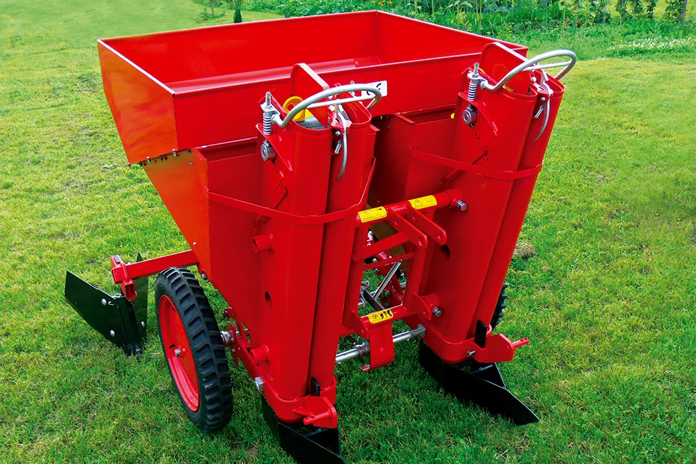 Картофелесажалка (картофелесажатель) двухрядная из Китая поставка с ПЭК Гуанчжоу в Россию